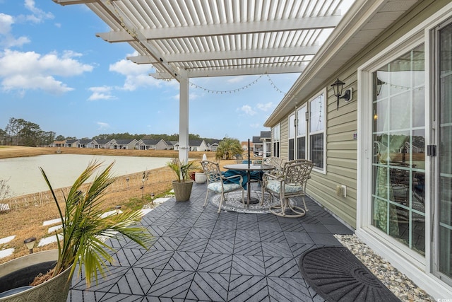 view of patio featuring a pergola