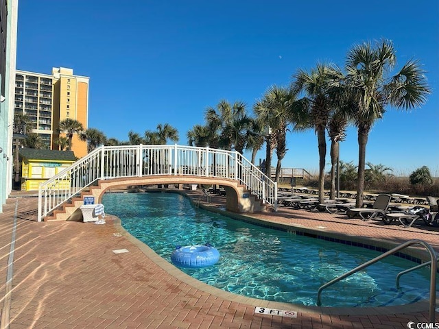 view of swimming pool