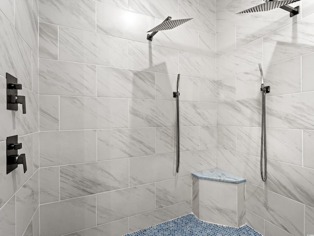 bathroom featuring tiled shower