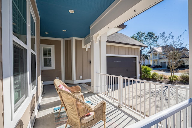 balcony with a porch