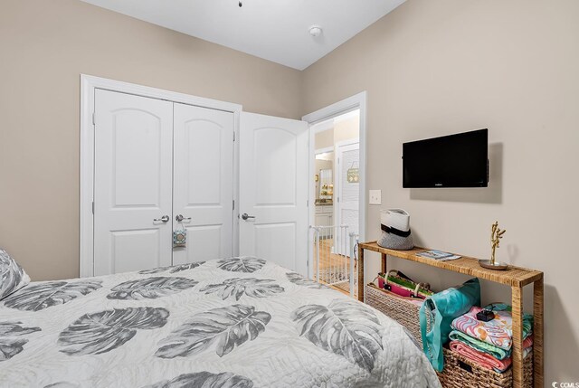 bedroom featuring a closet