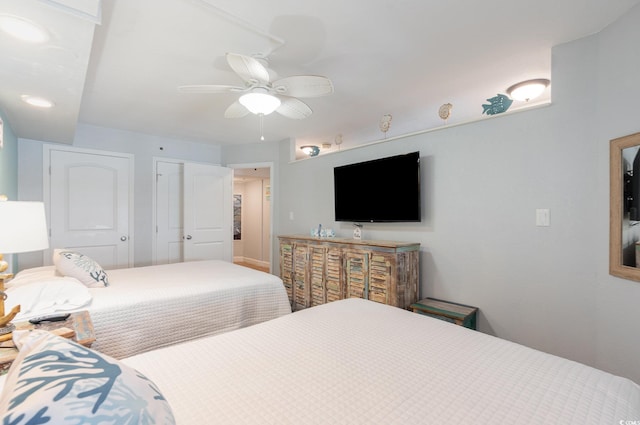 4800 S Ocean Blvd Unit 1007, North Myrtle Beach, SC 29582 - bedroom with a ceiling fan