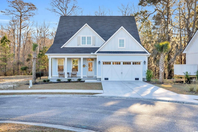 view of front of property with covered porch