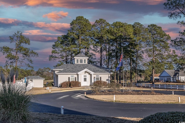 view of front of house