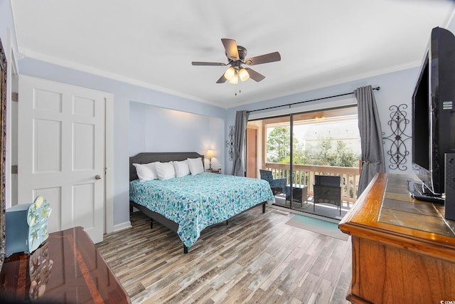 bedroom with hardwood / wood-style floors, ornamental molding, access to outside, and ceiling fan