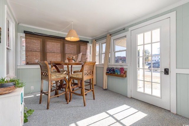 view of sunroom / solarium