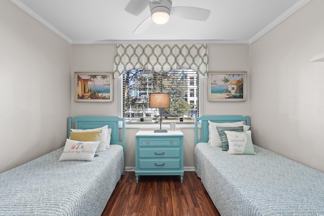 bedroom featuring ceiling fan, dark hardwood / wood-style flooring, and crown molding