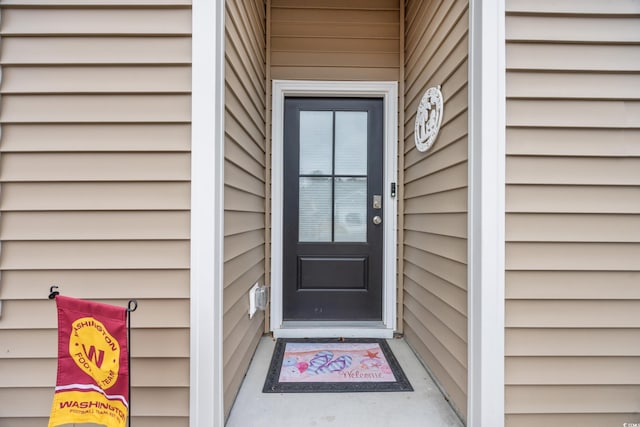 view of property entrance