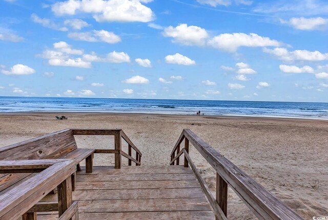 298 Myrtle Ave, Pawleys Island, SC 29585