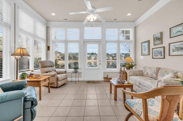 sunroom / solarium with ceiling fan