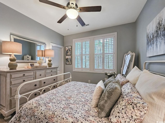 bedroom featuring ceiling fan