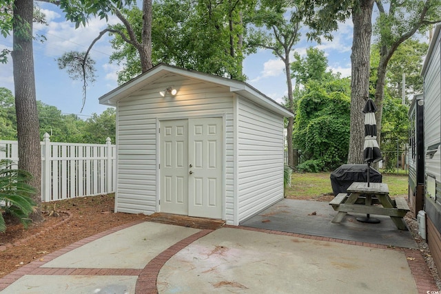 view of outbuilding