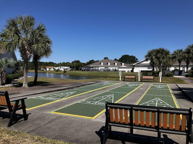 view of property's community featuring a water view