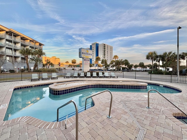 view of swimming pool