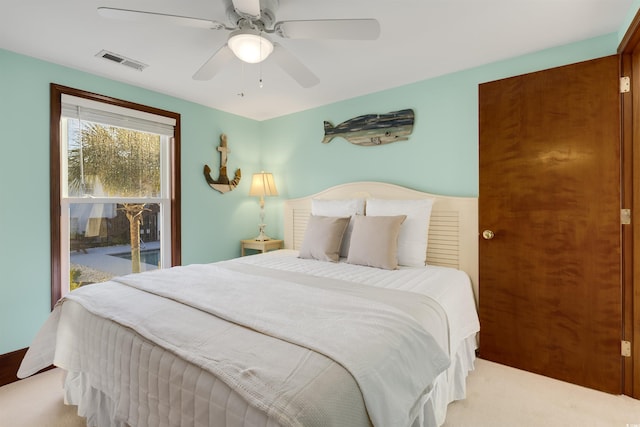 bedroom with ceiling fan