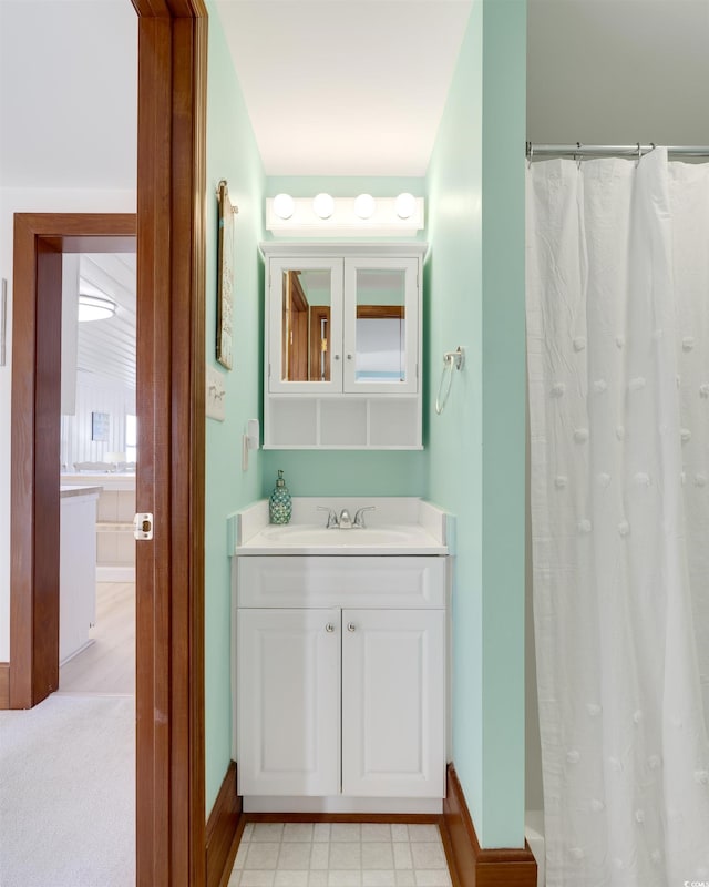 bathroom with vanity