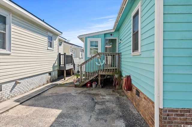 doorway to property with crawl space