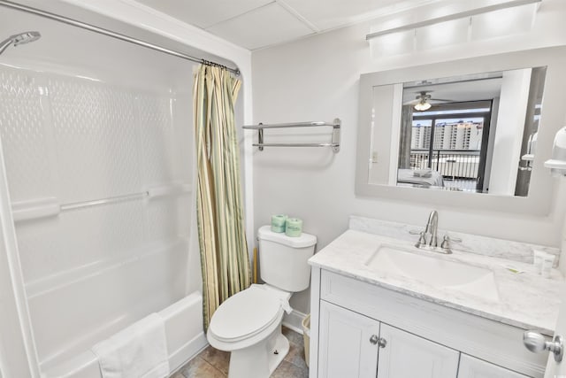 full bathroom featuring ceiling fan, toilet, vanity, and shower / bath combo