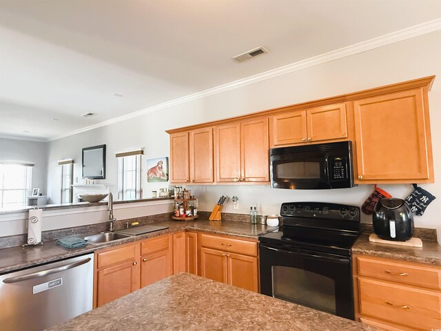 kitchen with black refrigerator with ice dispenser, ornamental molding, and light hardwood / wood-style floors