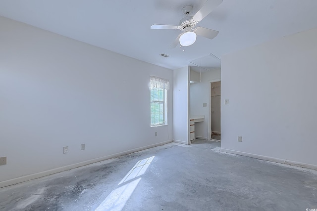 unfurnished room featuring ceiling fan