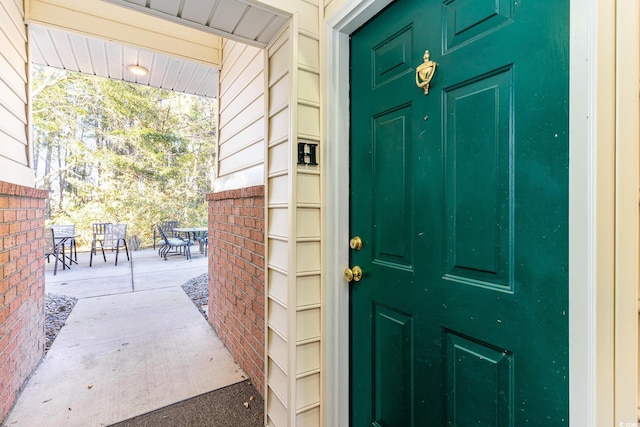 view of property entrance