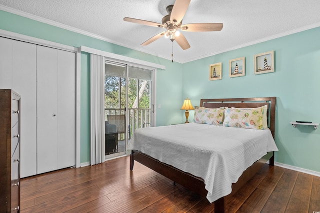 bedroom featuring dark hardwood / wood-style flooring, access to exterior, ceiling fan, and a closet