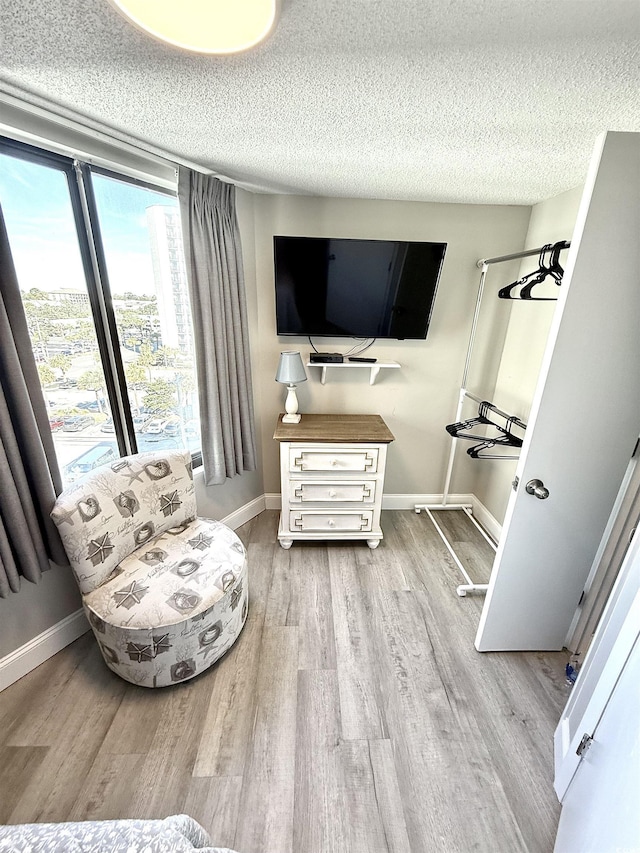 living area with light wood-type flooring