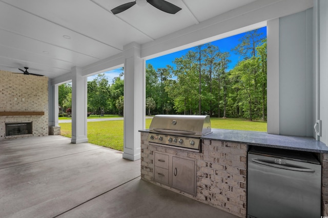 7053 Byrnes Ln, Myrtle Beach, SC 29588 - view of patio featuring a grill, an outdoor kitchen, and ceiling fan