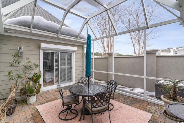 view of sunroom / solarium