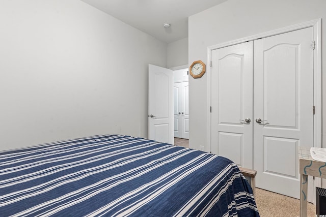 bedroom with a closet