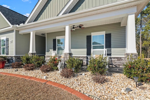 property entrance featuring covered porch