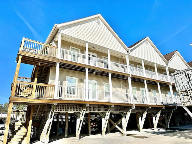 view of front of home with a balcony