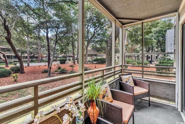 view of sunroom / solarium