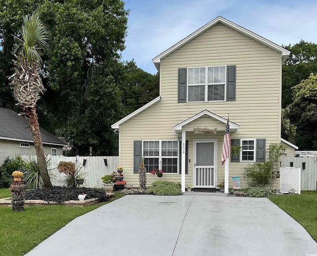 804 Brenda Pl, Myrtle Beach, SC 29577 - traditional-style home featuring a patio