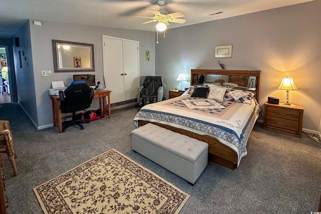 carpeted bedroom featuring ceiling fan