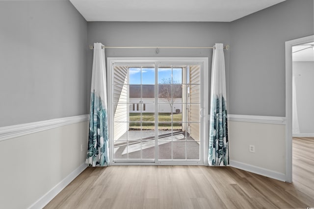 empty room featuring light hardwood / wood-style floors