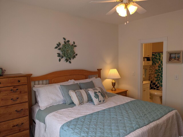 bedroom featuring ceiling fan