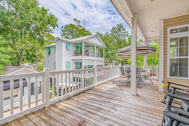 view of wooden deck