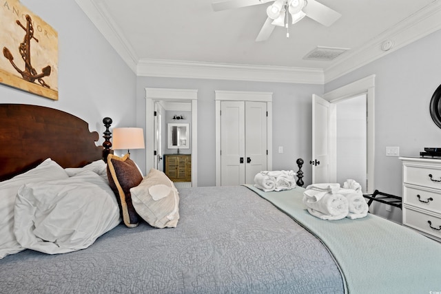 bedroom featuring crown molding, a closet, and ceiling fan