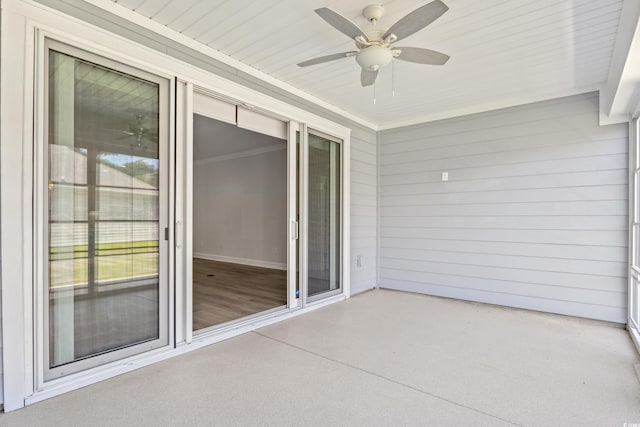 view of patio with ceiling fan