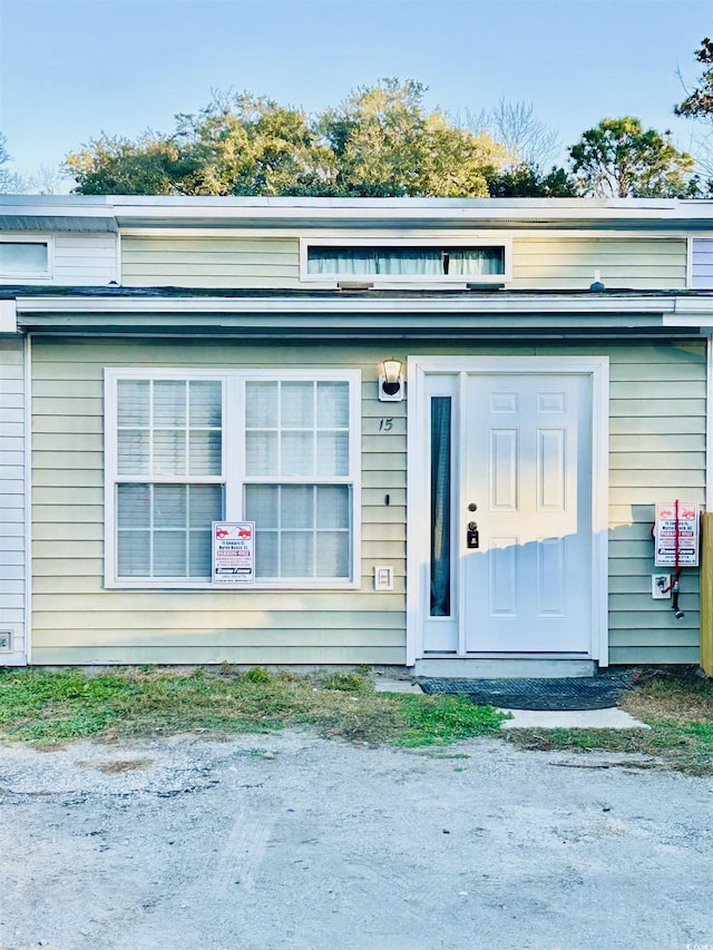 view of entrance to property