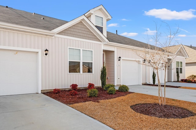 view of front of home with a garage