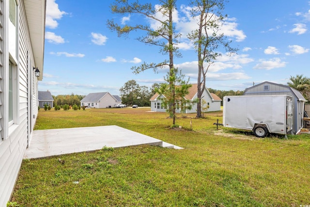 view of yard with a patio