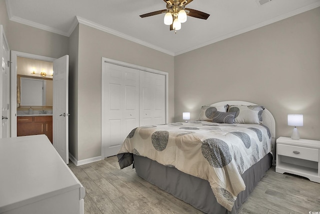 4200 Coquina Harbour Dr Unit H3, Little River, SC 29566 - bedroom with light wood-style flooring, crown molding, a closet, and ceiling fan
