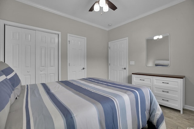 4200 Coquina Harbour Dr Unit H3, Little River, SC 29566 - bedroom featuring light wood-type flooring, crown molding, a ceiling fan, and a closet