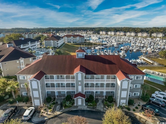 bird's eye view with a water view