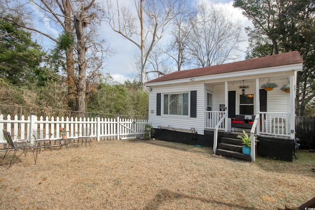 view of front facade featuring covered porch