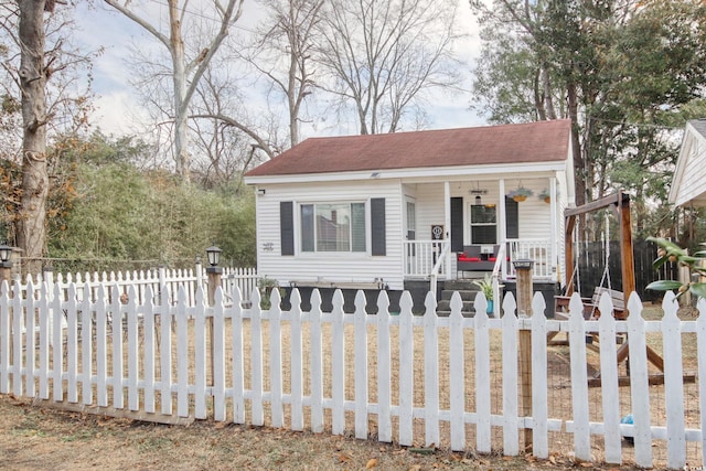 view of front of house featuring covered porch