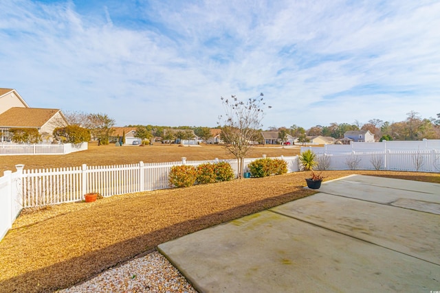 view of yard with a patio