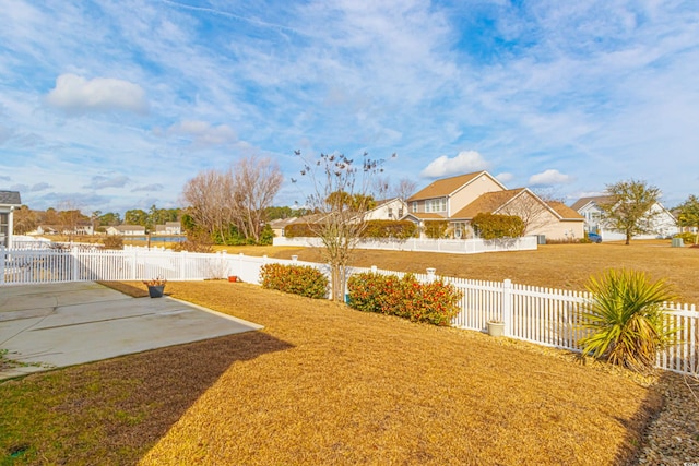 view of yard with a patio area